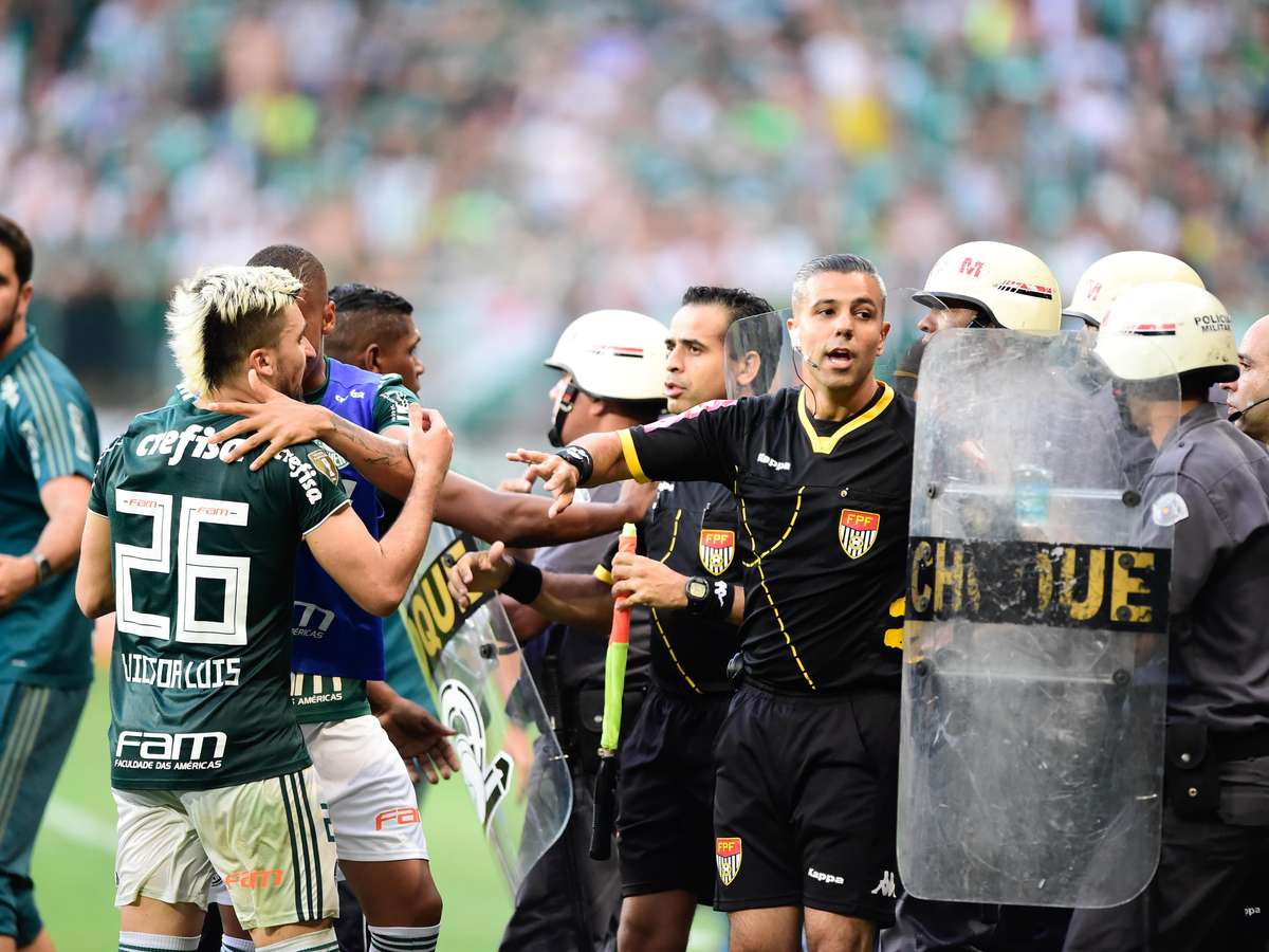 Final do Paulista feminino entre Palmeiras e Santos terá assistente de Copa  do Mundo e recorde de público - Gazeta Esportiva