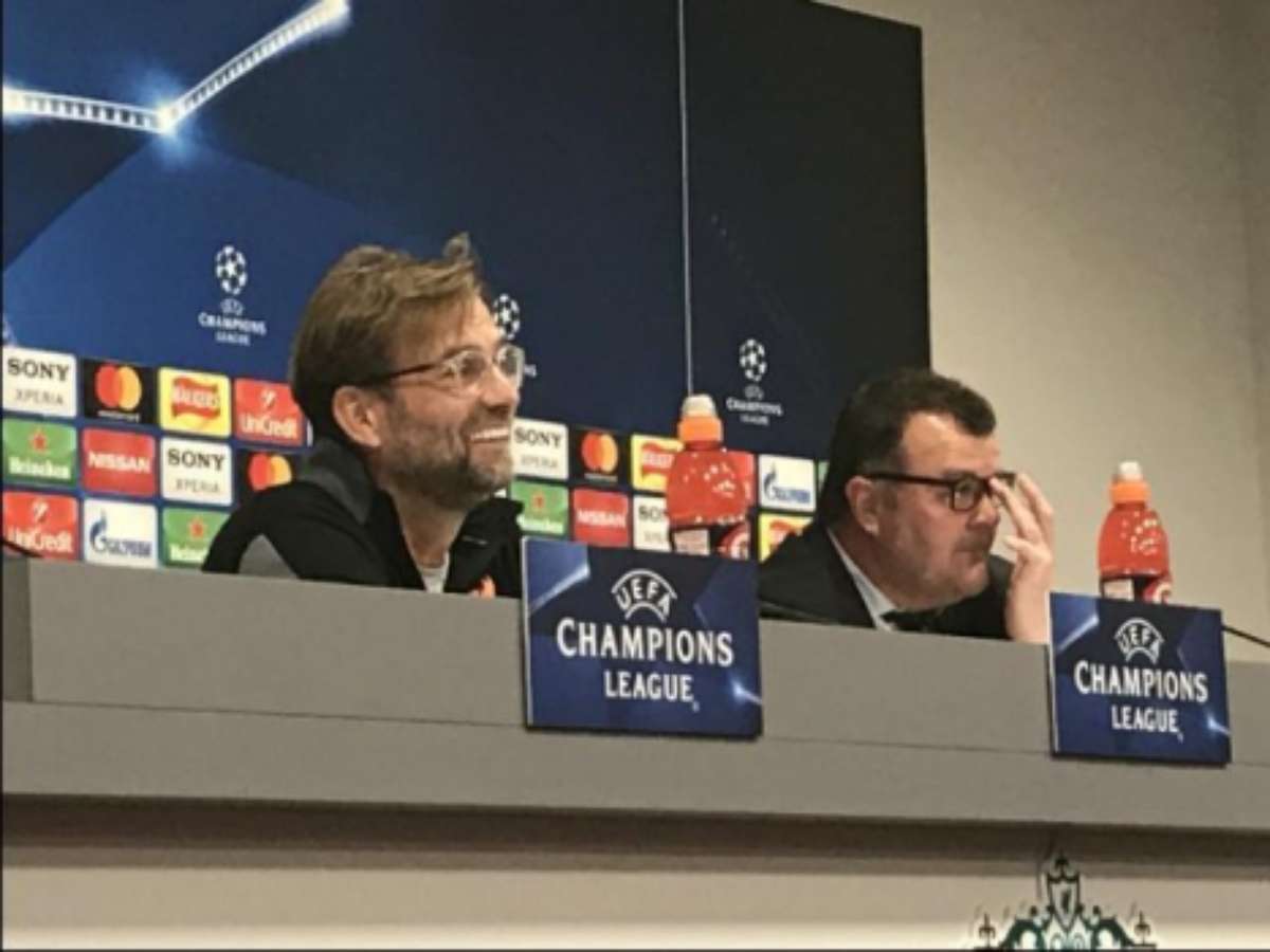 A primeira entrevista de Klopp como técnico do Liverpool é tão divertida  quanto esperávamos