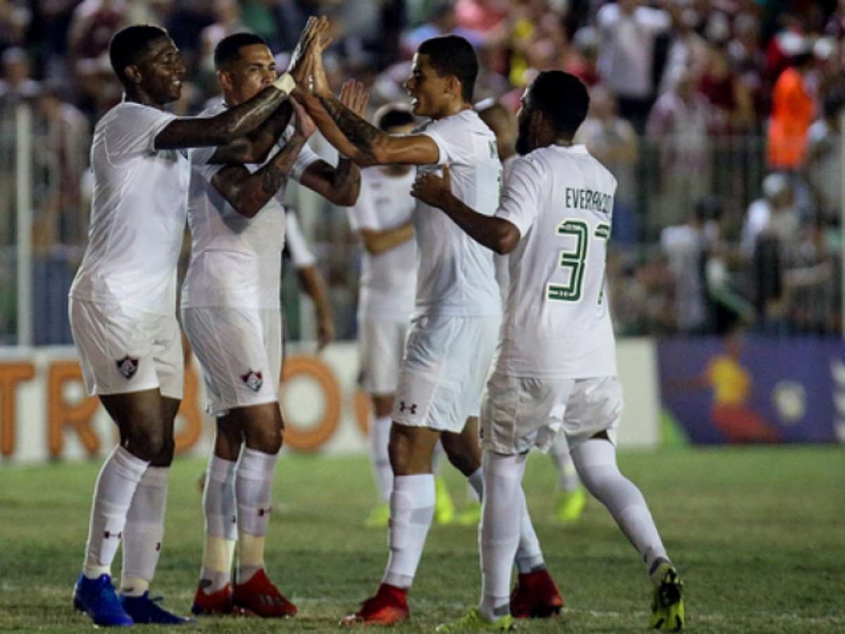 Embalado após goleada, Fluminense pega o Vasco no Maracanã