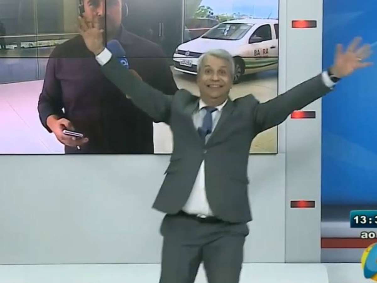Ao vivo, apresentador comemora anúncio de morte de assaltante Ao vivo, apresentador comemora anúncio de morte de assaltante