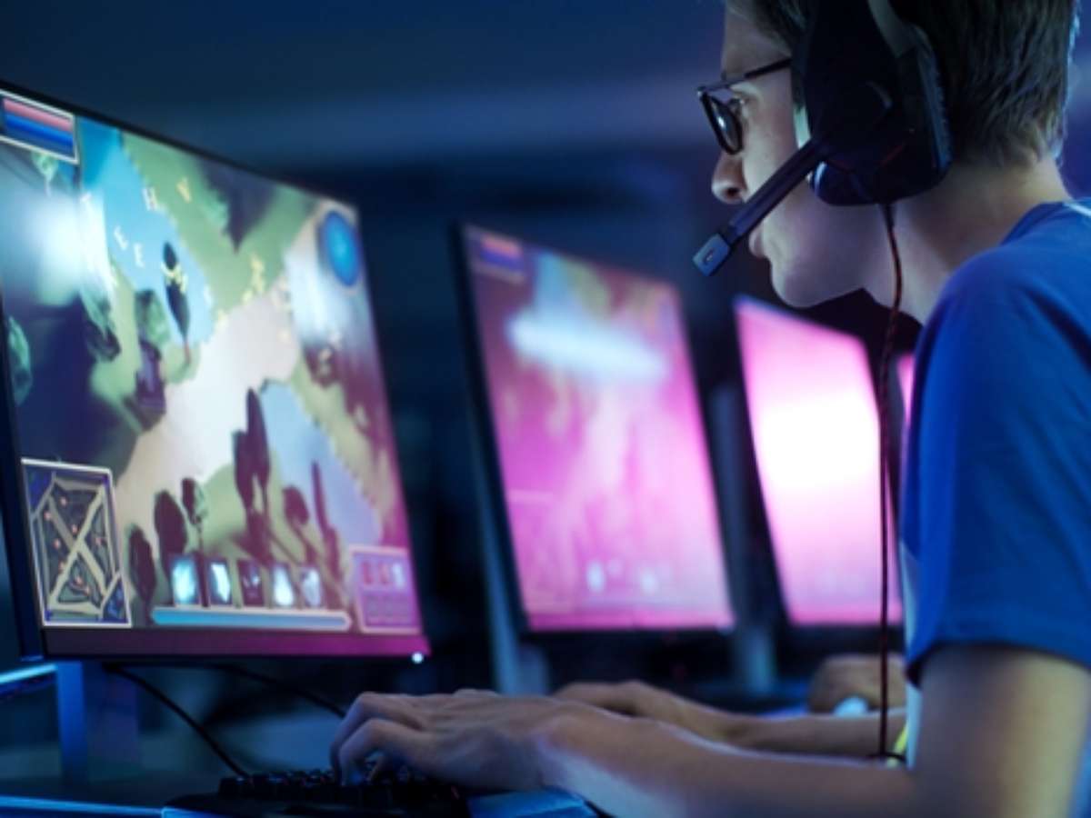 Profissão 'streamer de games' conquista espaço no mercado