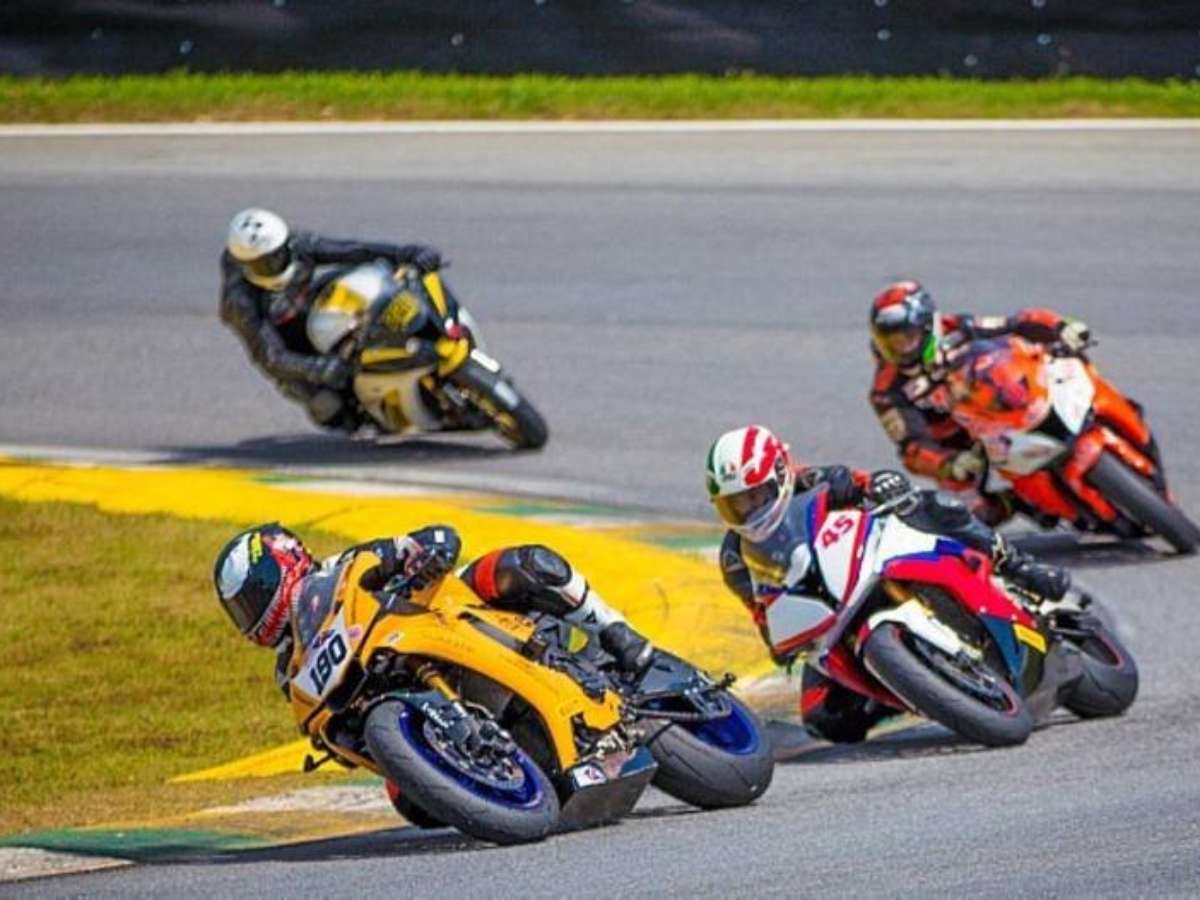 Após segunda morte em 2019, Prefeitura suspende corridas de motos em  Interlagos por 60 dias - Notícia de Superbike