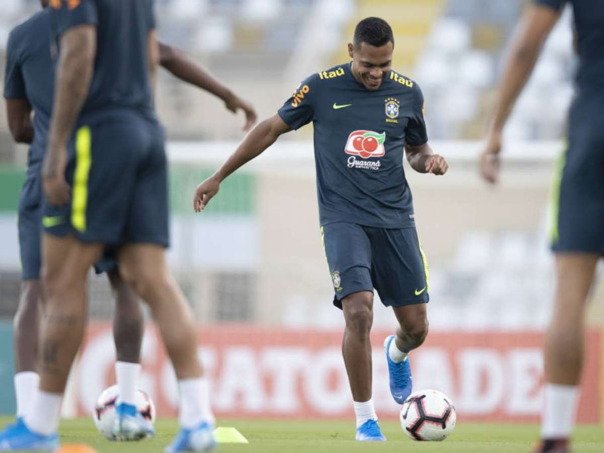 Wesley, sobre primeira convocação: 'Tenho que mostrar trabalho