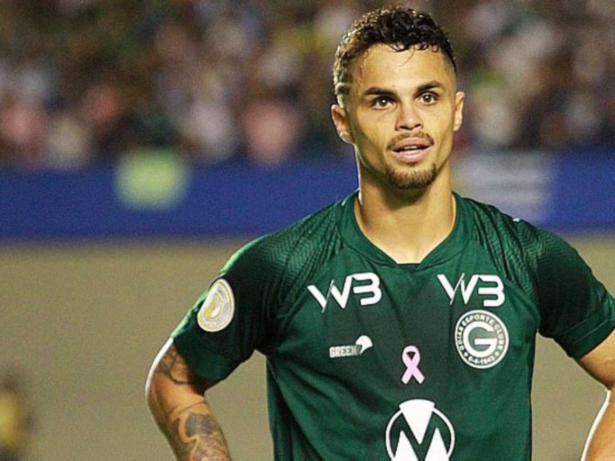 Michael, ex-Flamengo, entra na mira do Palmeiras