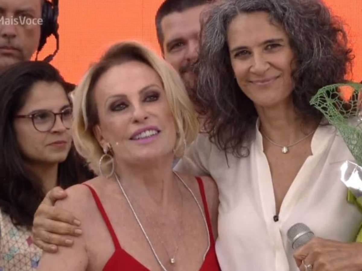 'Então é Natal': Simone e Ana Maria Braga cantam ao vivo no 'Mais Você'