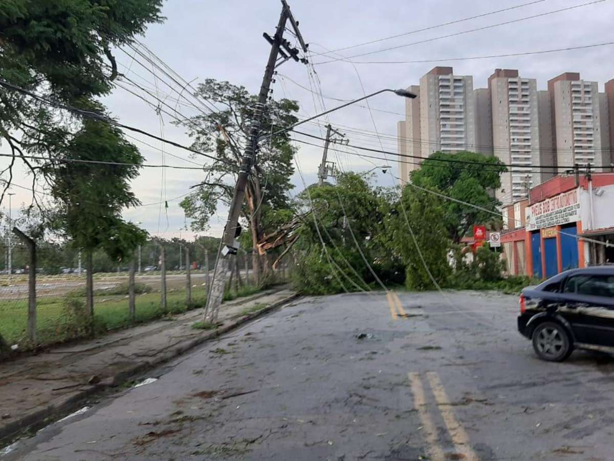 São José dos Campos registra 2 dias de chuva em meia hora