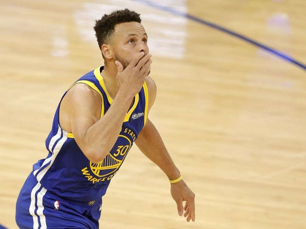 Tetra com os Warriors, Stephen Curry pode ser considerado um dos 10 maiores  da história da NBA? - Folha PE