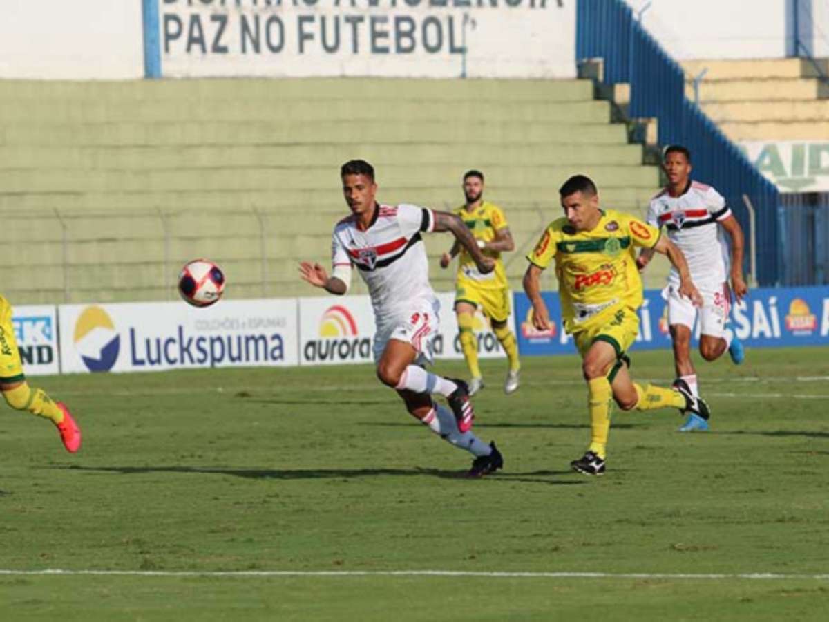 São Paulo sai atrás, mas busca empate contra o Mirassol pelo Paulistão -  Gazeta Esportiva