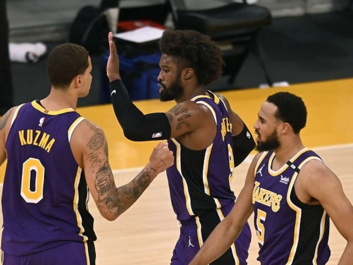 Davis domina e Lakers superam Warriors no primeiro jogo da série