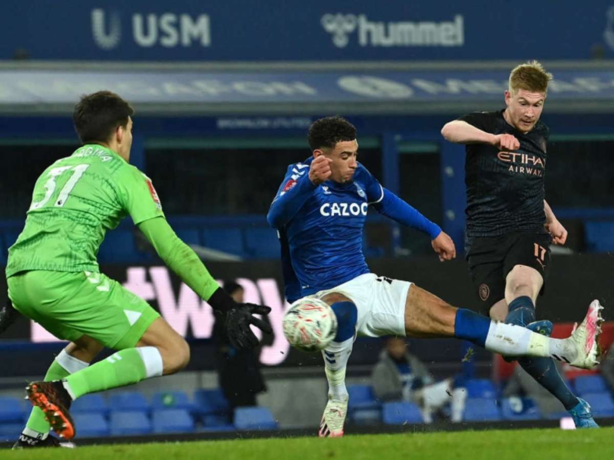 Manchester City x Crystal Palace: onde assistir ao vivo, horário e  prováveis escalações do jogo pela Premier League - Lance!