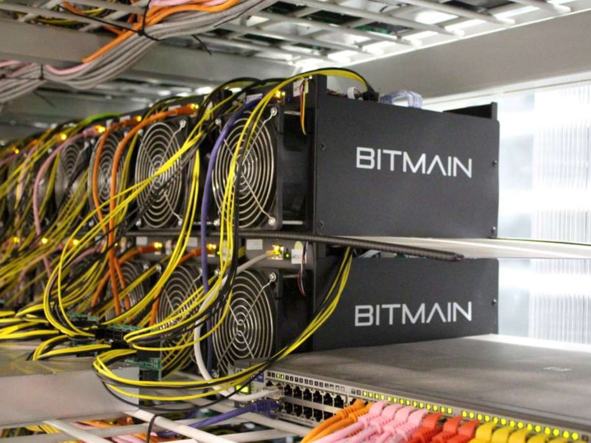 Proibição da China faz mineradores de bitcoin se voltarem para o exterior