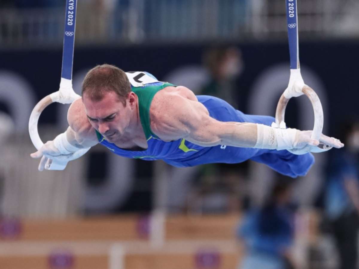 Ginasta Arthur Zanetti ganha terceira medalha de prata para o