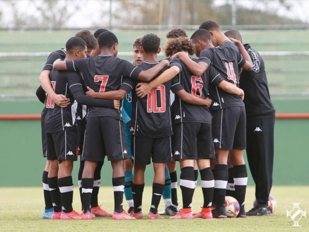 Finais do Sub-17 e clássicos seguidos: confira a agenda da base do Vasco  para os próximos dias