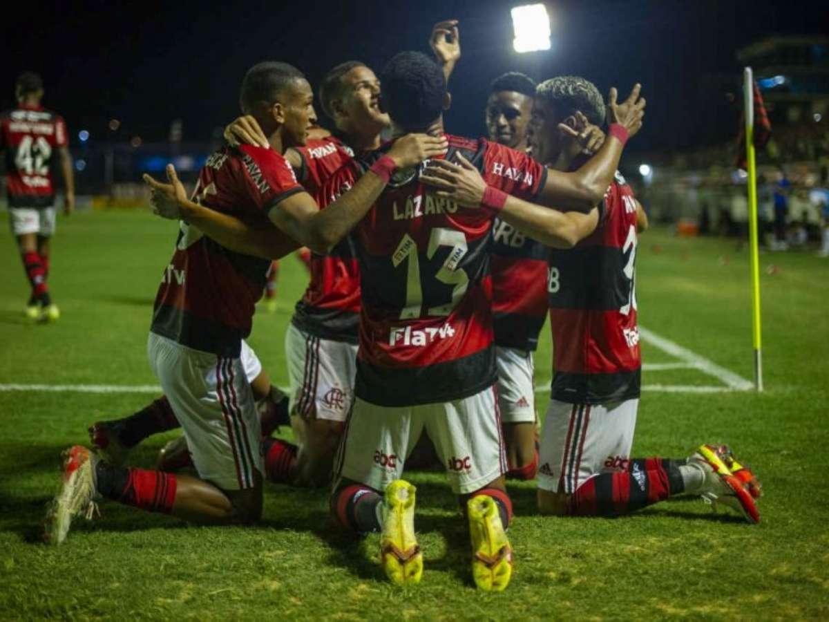 Com representantes do Flamengo, FUTEOKÊ volta ao Tá Na Área