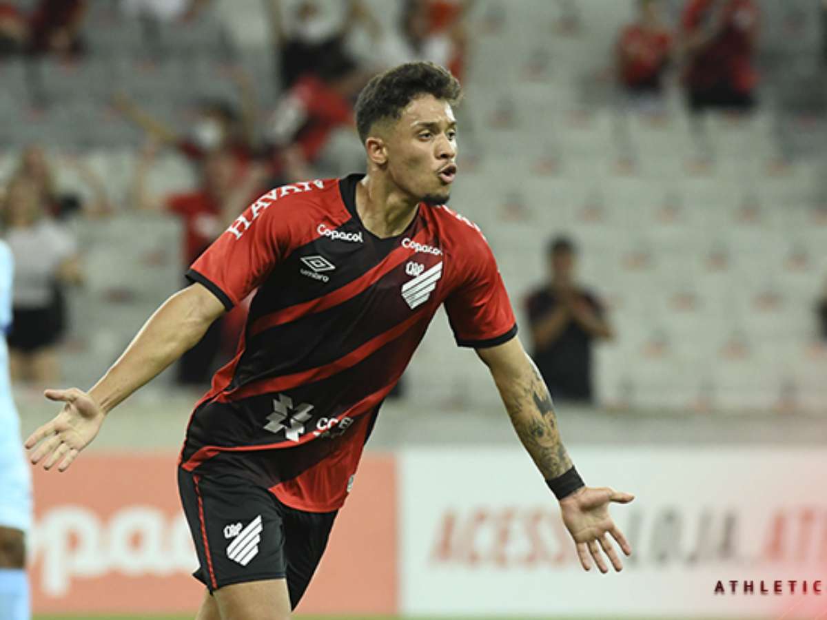 Atlético-PR estreia no Paranaense com empate por 1 a 1 com Rio