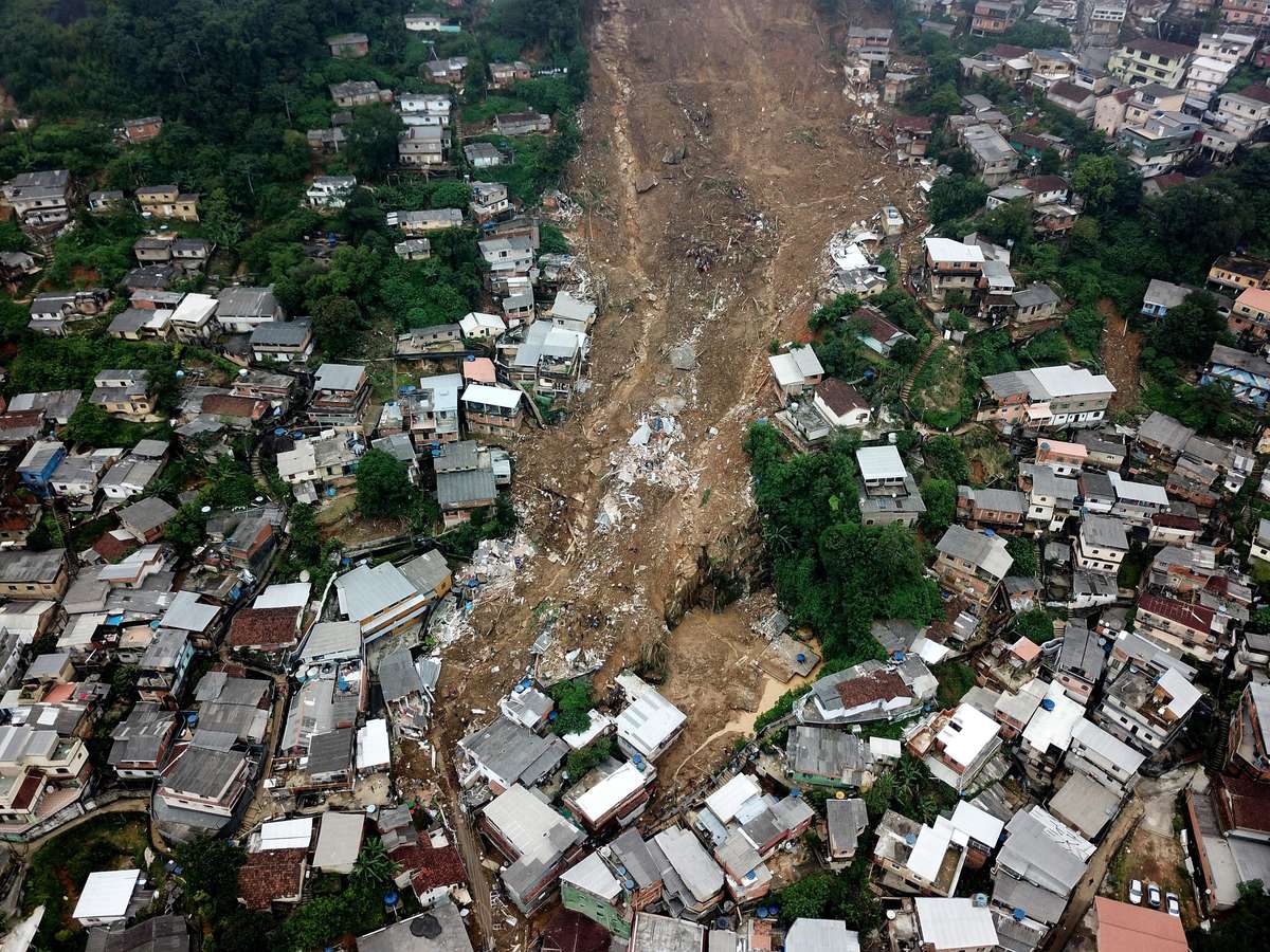 No dia seguinte ao temporal, cerca de 1,3 mil moradores ficam sem