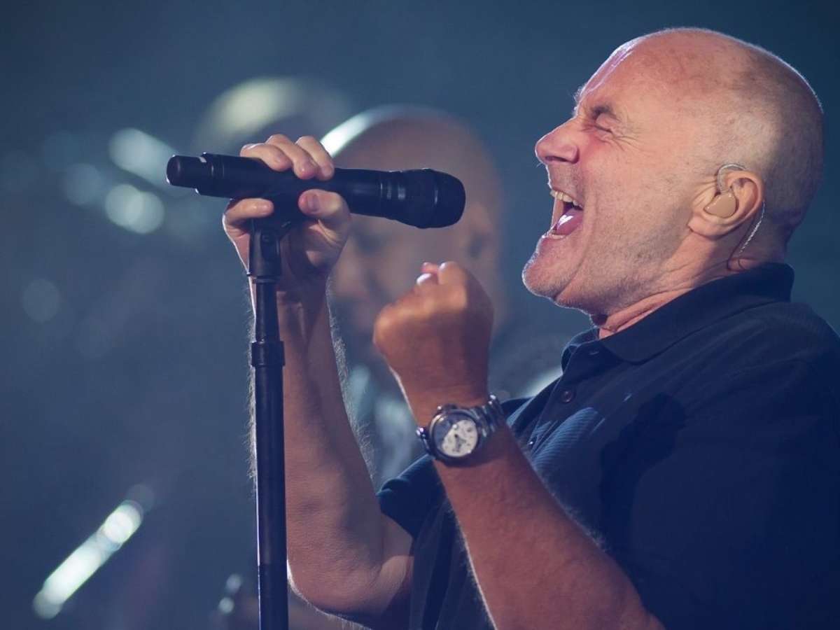 Com problemas de saúde, Phil Collins se despede dos palcos