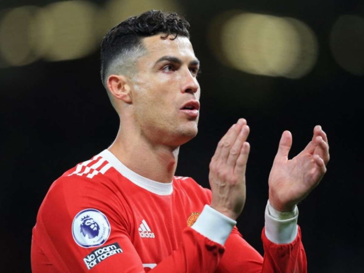 Manchester United anuncia saída de Cristiano Ronaldo