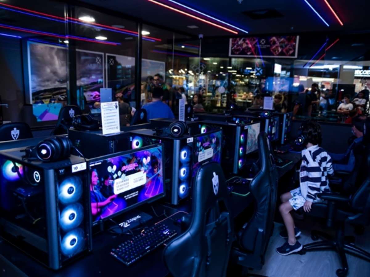 Maior rede de studios de entretenimento e educação gamer do Brasil