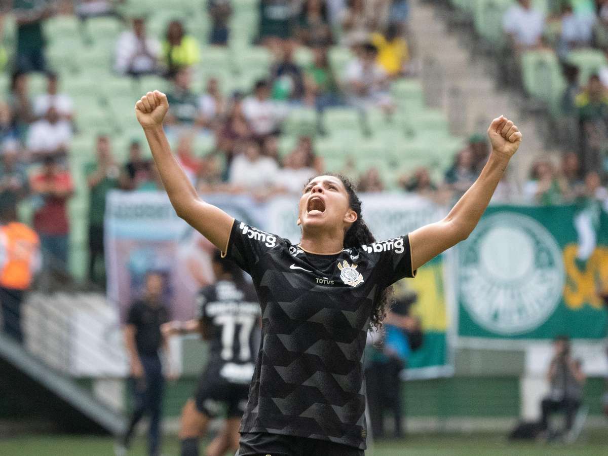 São Paulo segura empate com Fluminense e avança às semifinais da