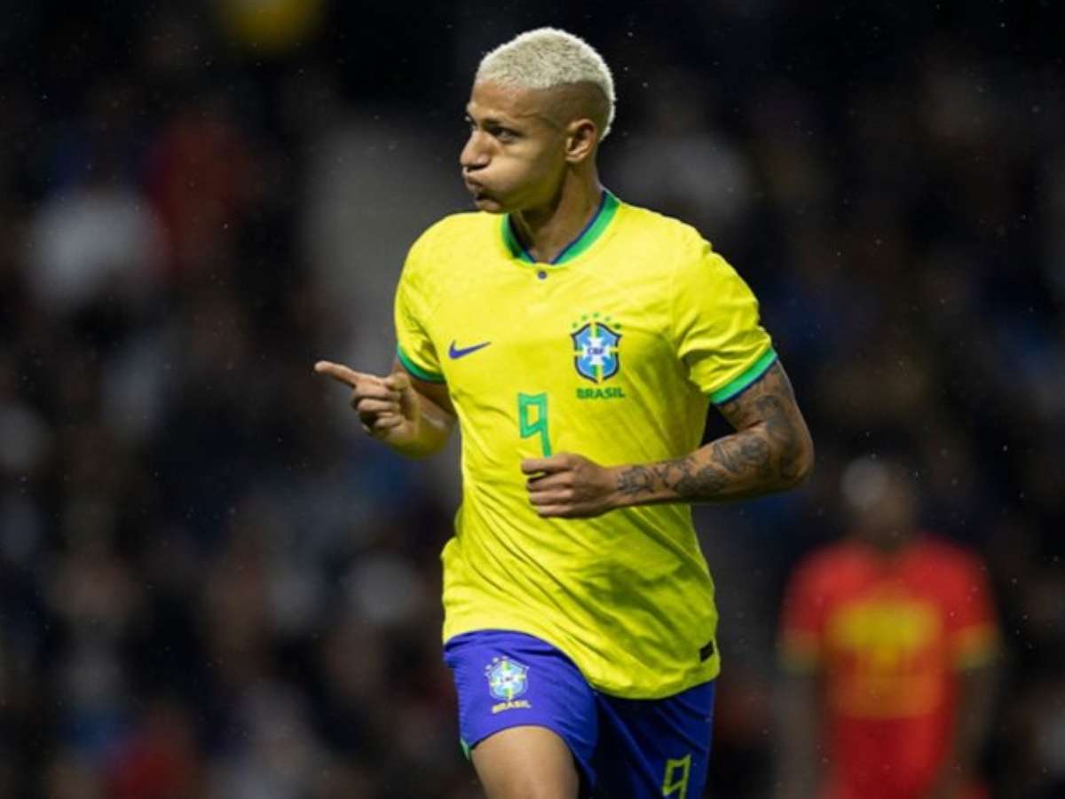 Mi casa, su casa: Neymar leva Seleção ao Parque dos Príncipes em apronto  final da Copa, seleção brasileira