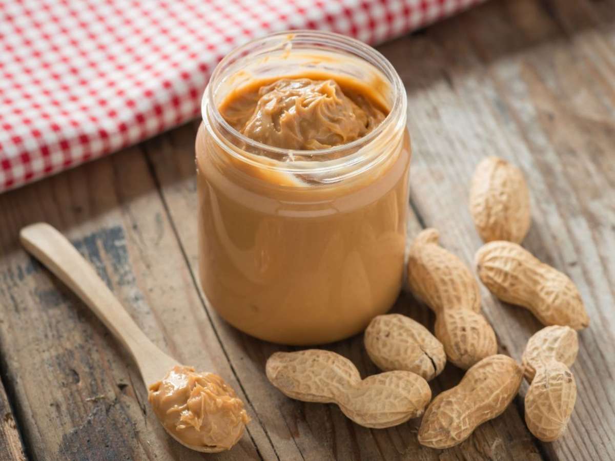 Como fazer pasta de amendoim caseira? Aprenda essa receita super fácil aqui!