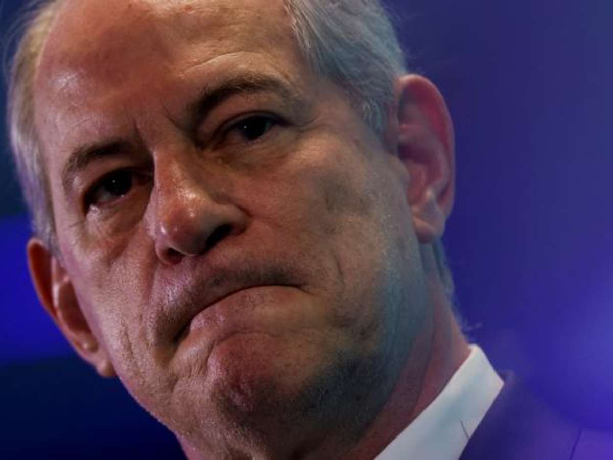 A implos o de Ciro Gomes