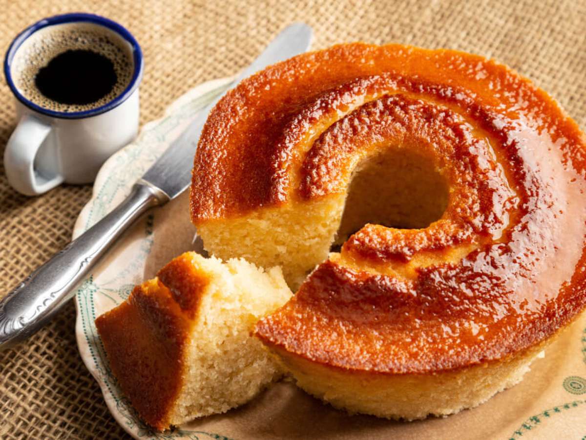 Bolo de laranja sem leite e sem farinha feito no liquidificador