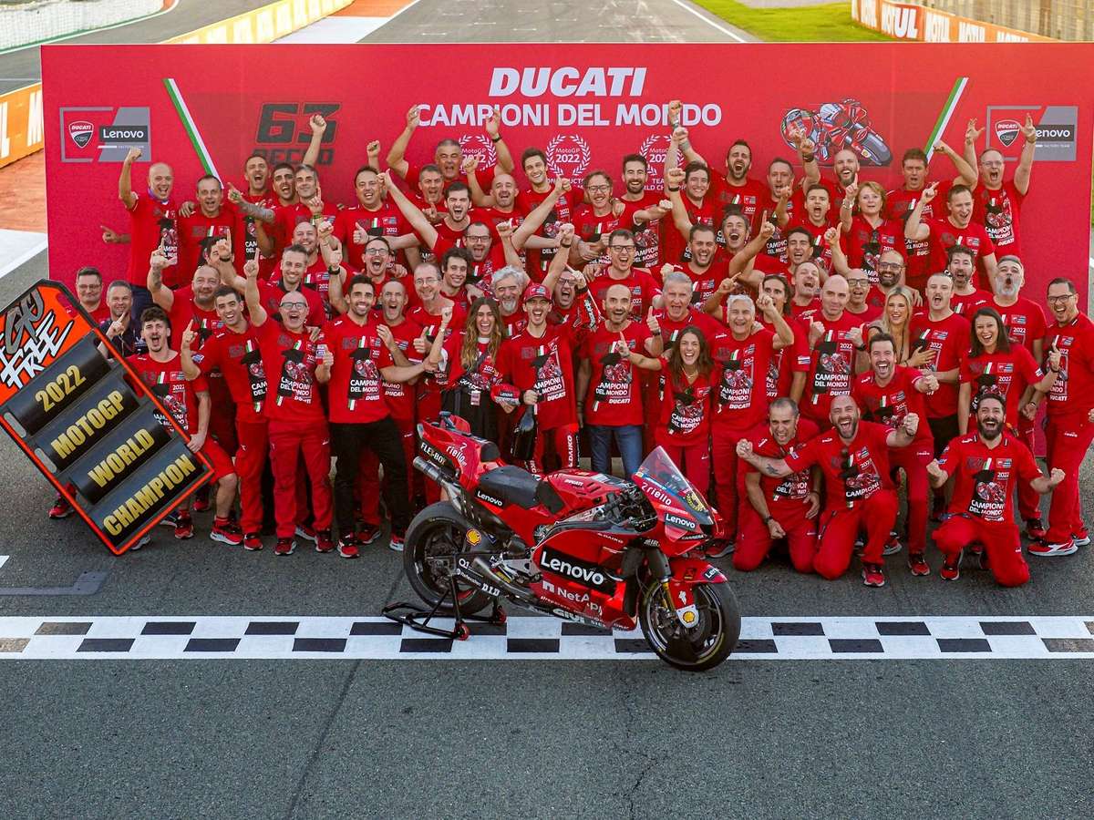 MotoGP 2022 – Apresentação da Ducati Lenovo Team - MOTOJORNAL