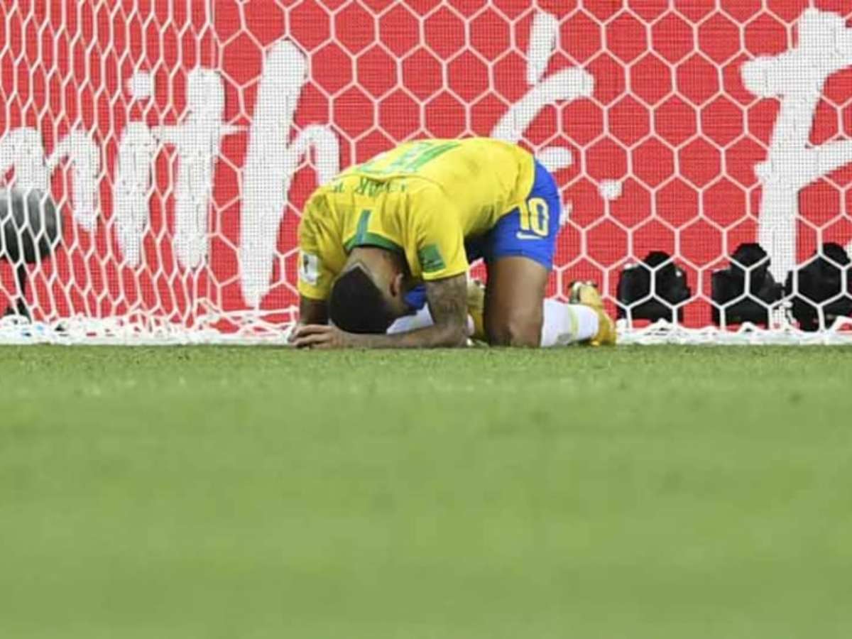 Brasil é eliminando da Copa e internautas ficam fulos da vida