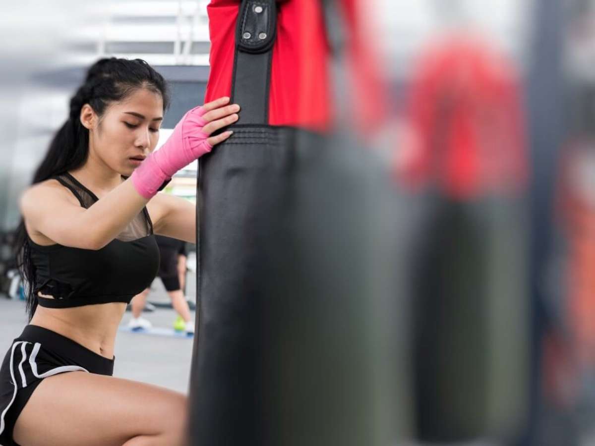 Muay Thai, suas técnicas e os benefícios para o corpo feminino.