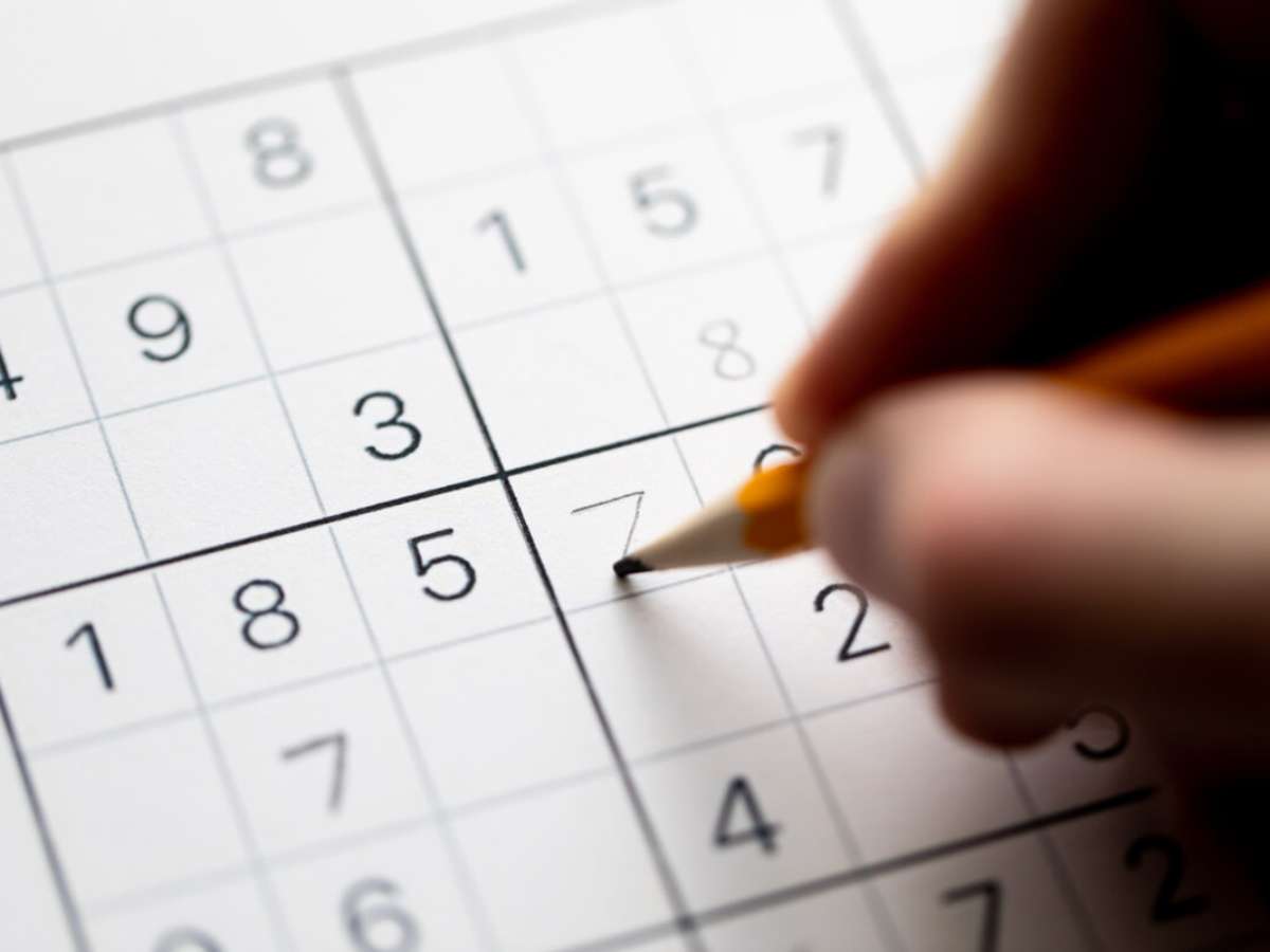 Benefícios do sudoku e do caça-palavras para a saúde cerebral