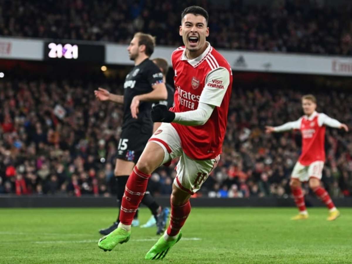 Arsenal vence jogo com viradas e gol no último lance para seguir