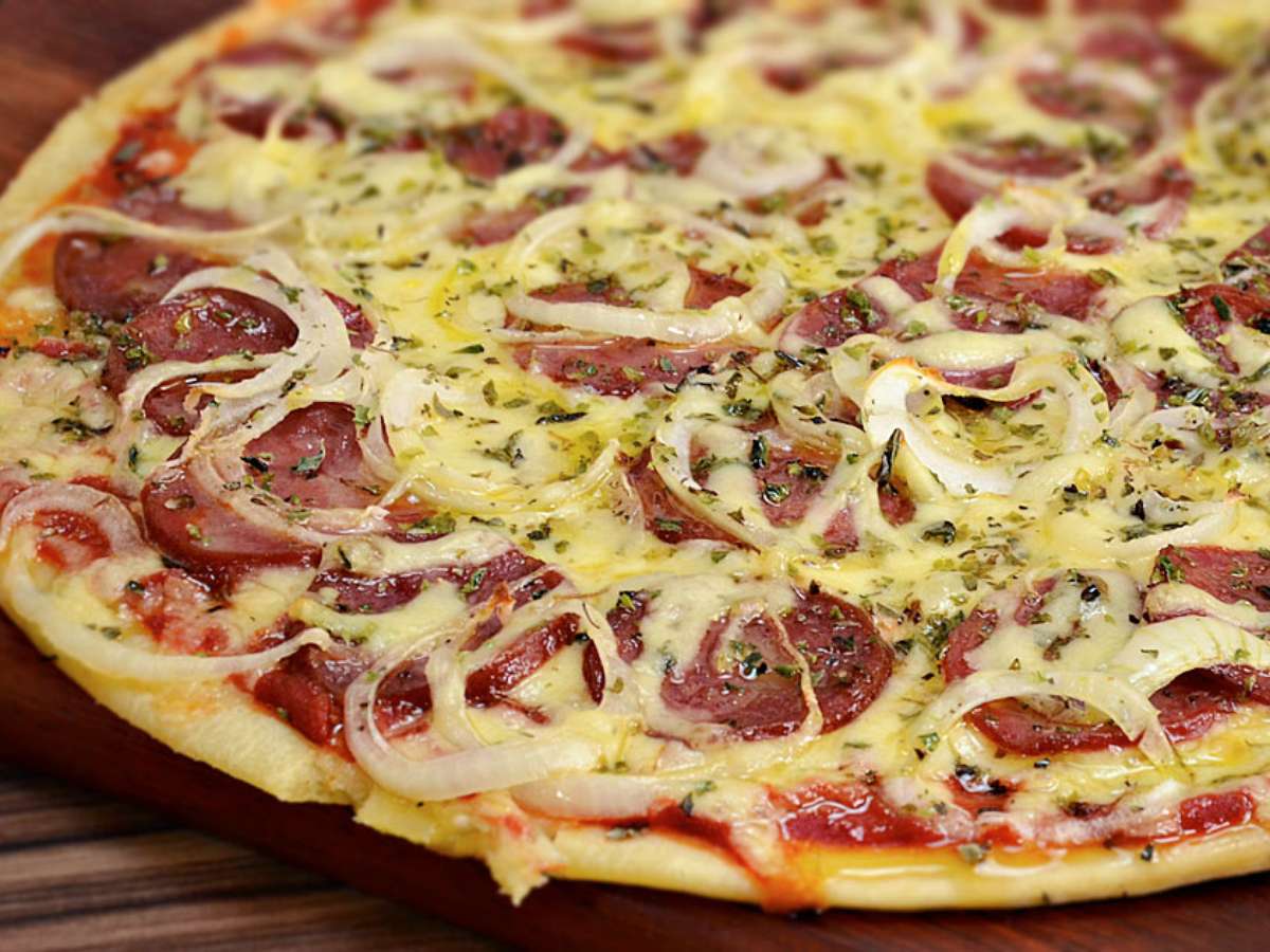 Dia Mundial da Pizza: aprenda o preparo da receita preferida dos  brasileiros 