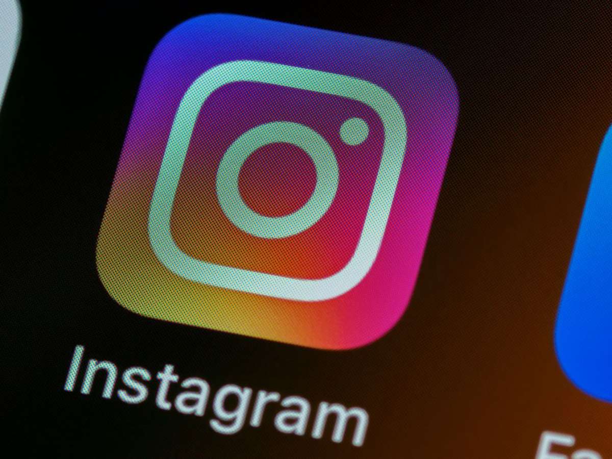 Instagram e Facebook terão login integrado e alternância rápida entre  perfis - Canaltech