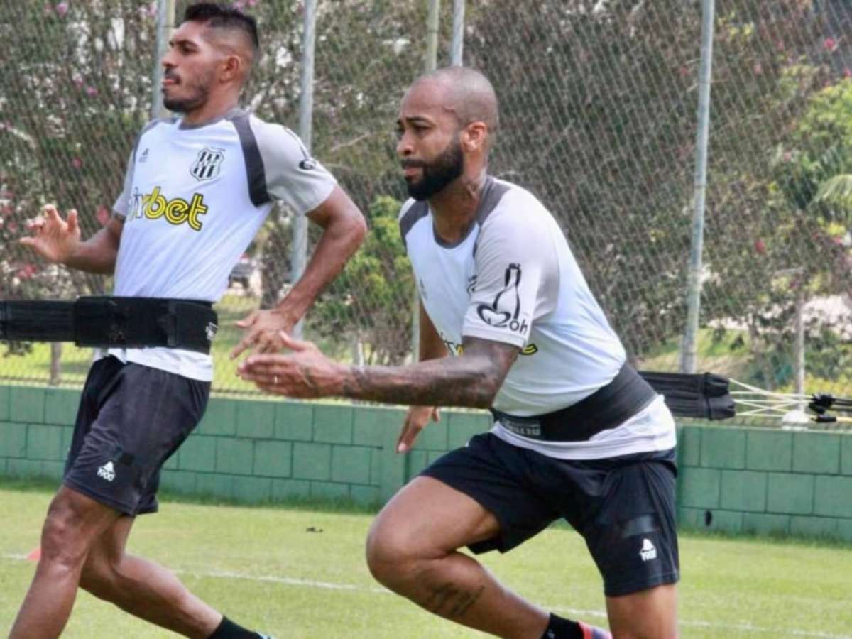 Ex- Santos, Palmeiras e São Paulo, Wesley anuncia aposentadoria : r/futebol