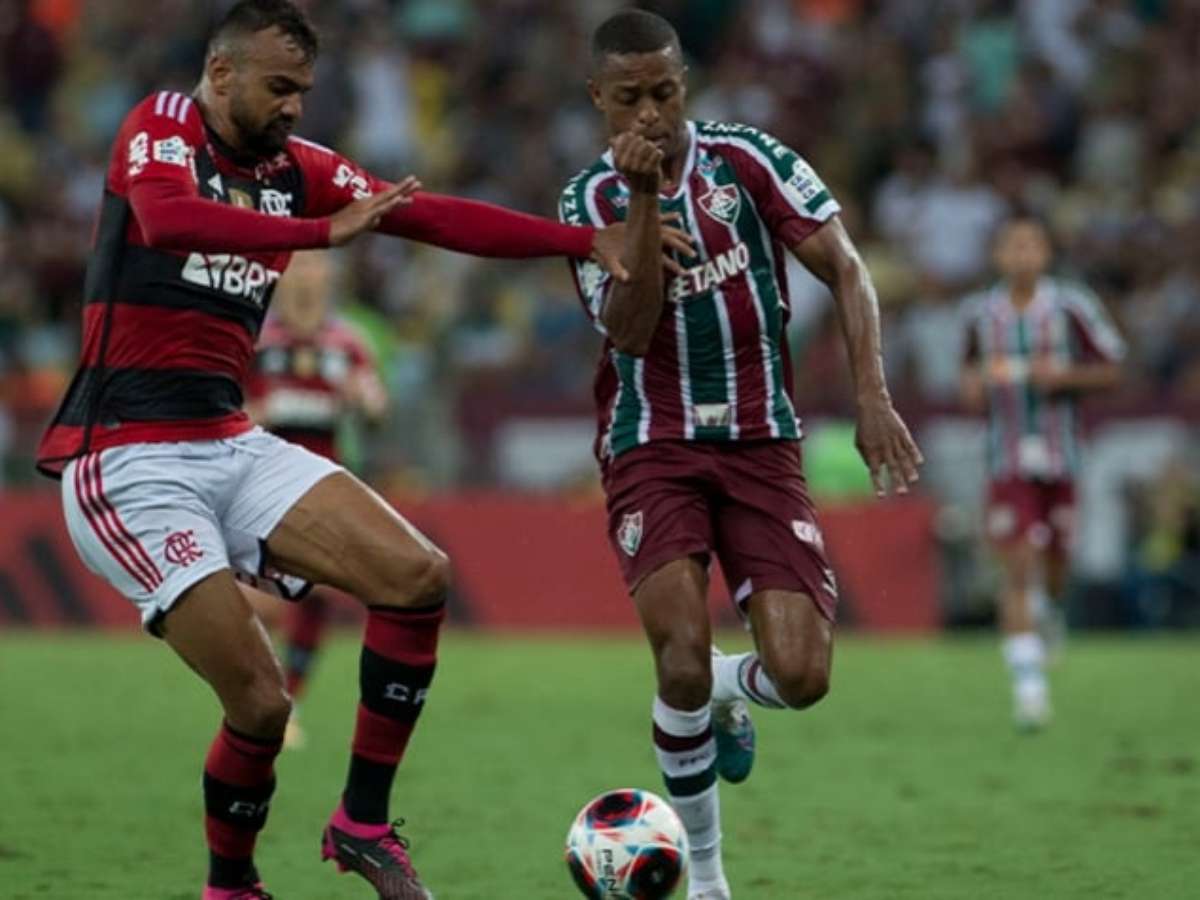 Torcedor do Fluminense morre após tiroteio na saída do Maracanã