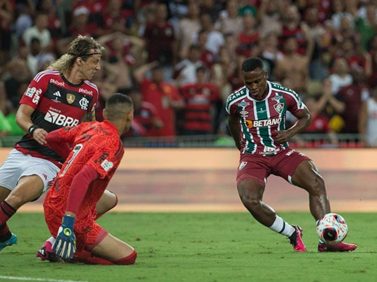 Samuel Xavier é expulso e está fora do jogo de volta entre Fluminense x  Inter