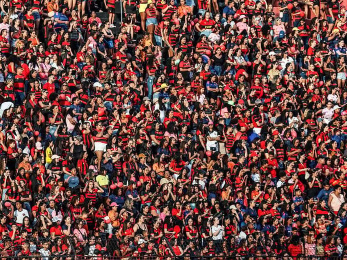 Flamengo: Após polêmica, diretoria tira Isla do clássico com o Vasco