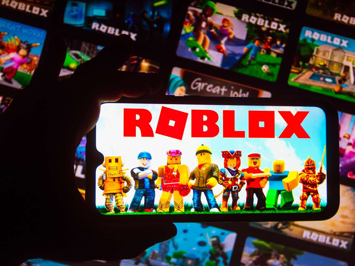 Roblox: criança gasta mais de 15 mil em jogo sem a mãe saber; veja dicas de  como evitar - Tecnologia e Games - Folha PE