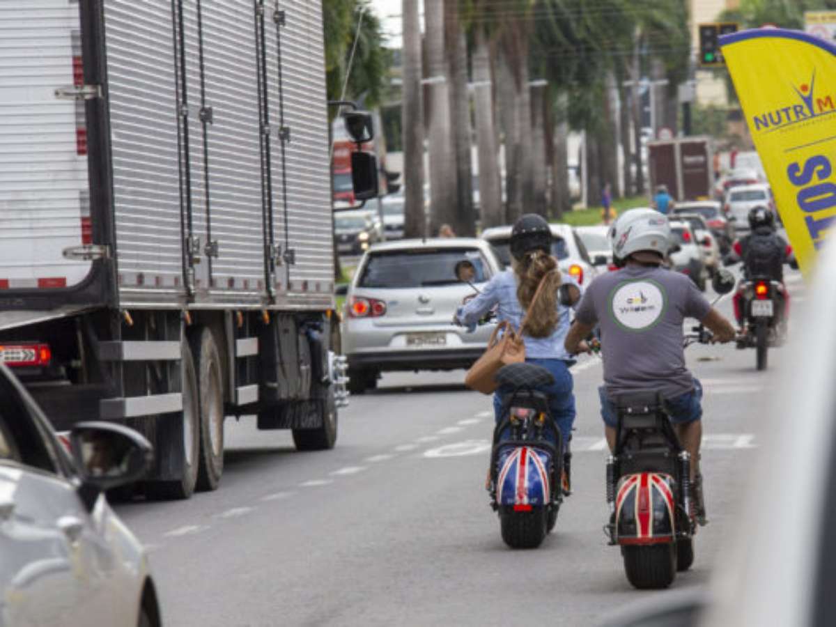 Com foco em zero emissão, venda de motos elétricas aumenta 9 vezes