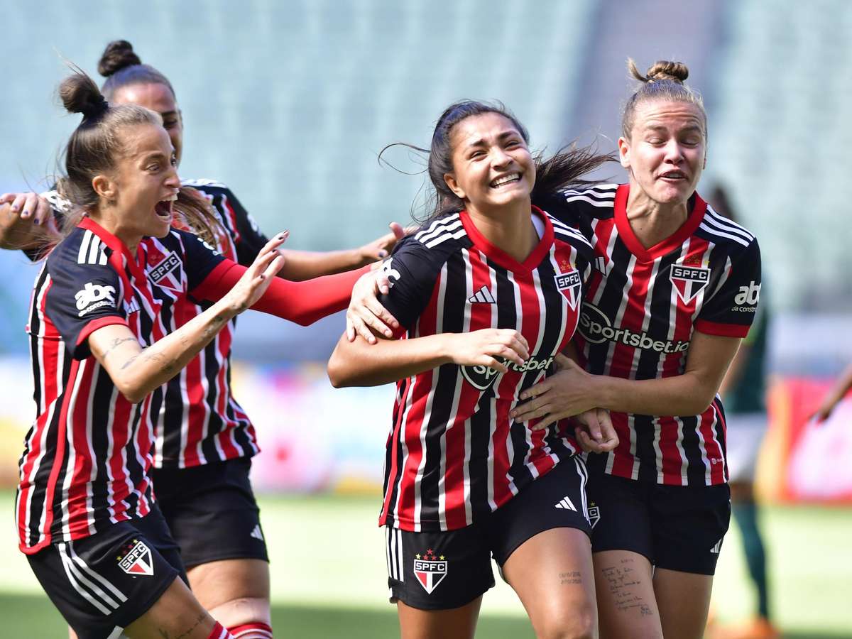 Corinthians goleia o São Paulo e conquista quarto título do Campeonato  Paulista feminino - Gazeta Esportiva