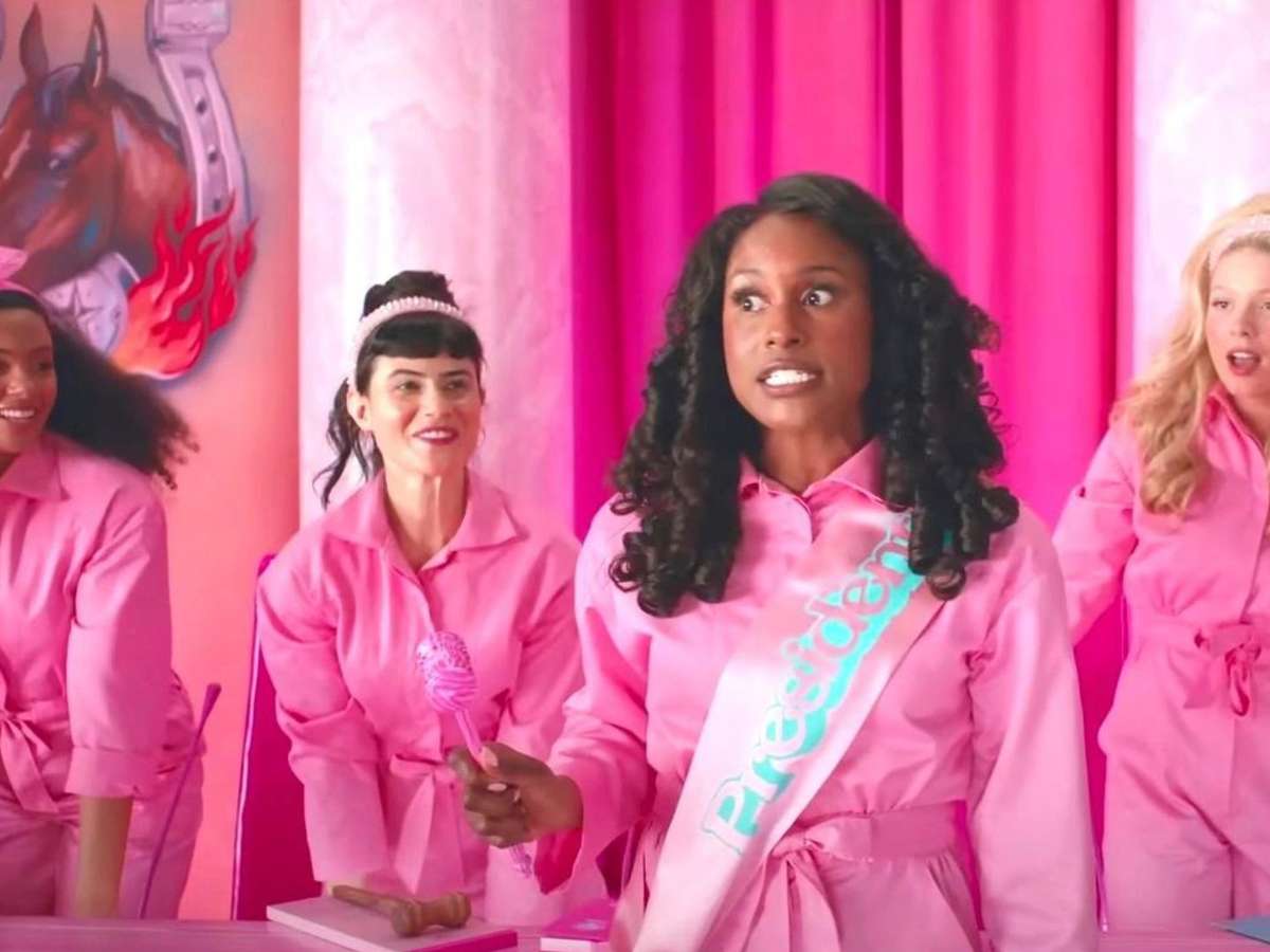 Personagem de Issa Rae no filme 'Barbie' ganha boneca oficial