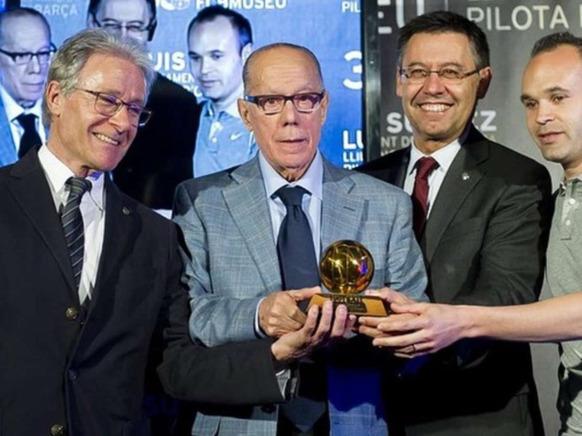 Luis Suárez, vencedor da Bola de Ouro em 1960, morre aos 88 anos