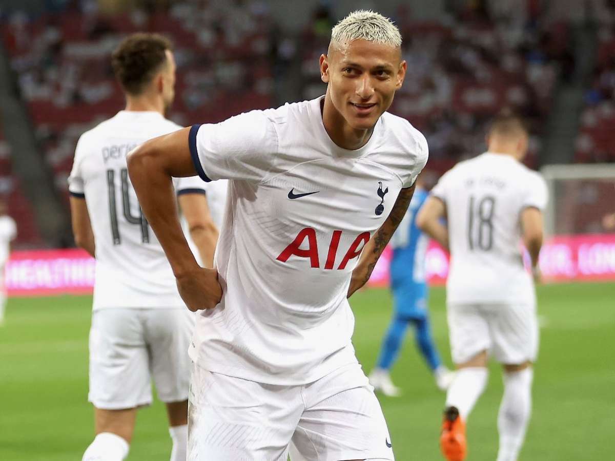 Richarlison e mais cinco dividem artilharia da Copa do Mundo após