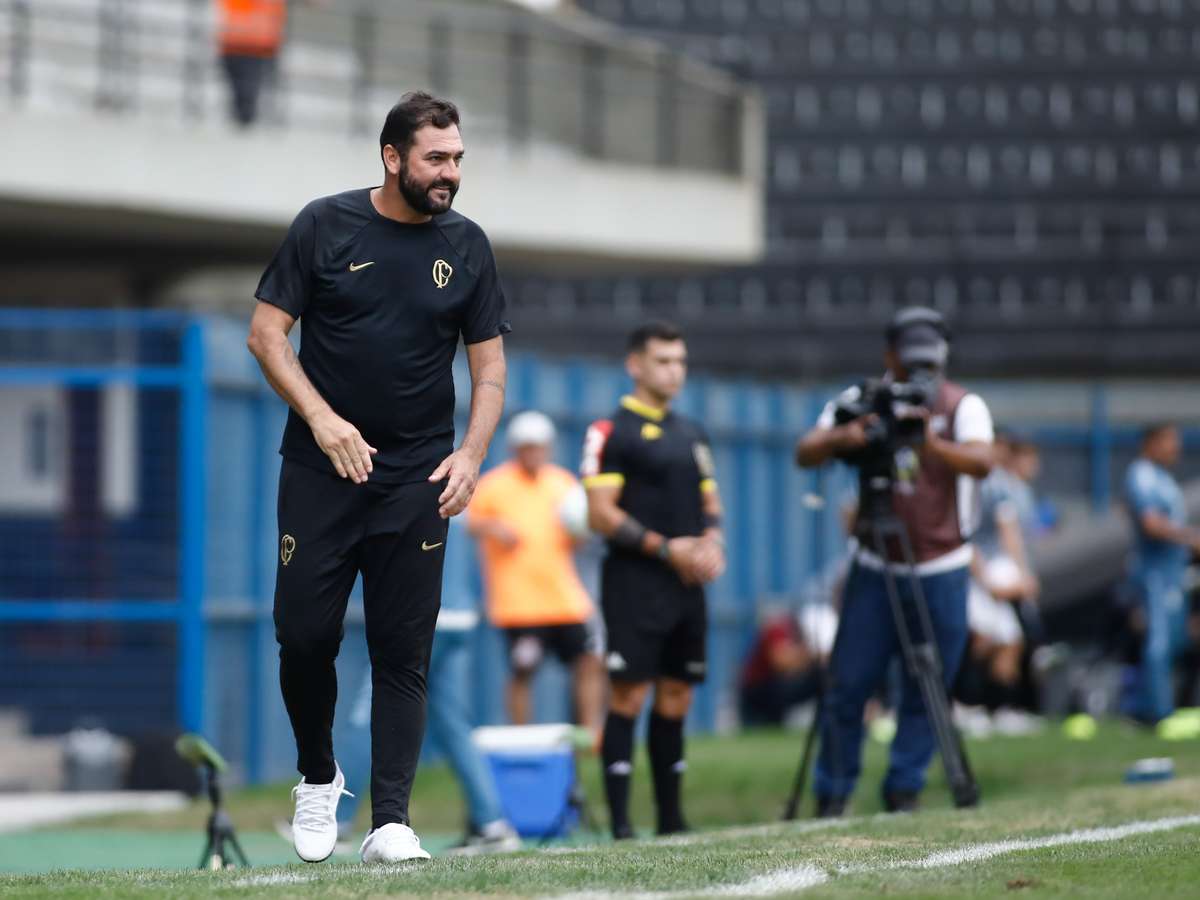 Wesley e Giovane descem para Corinthians sub-20 e reforçam