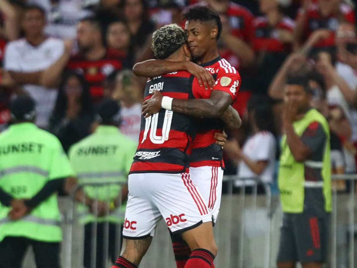 Flamengo fura retranca, vence e sai na frente do Olimpia na Libertadores 