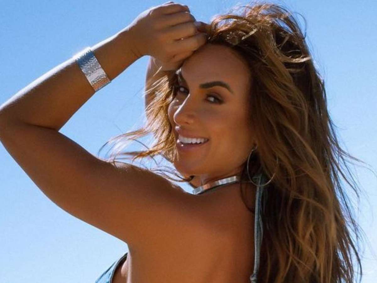 Nicole Bahls revela ter 22 banheiros em sua mansão por motivo inusitado