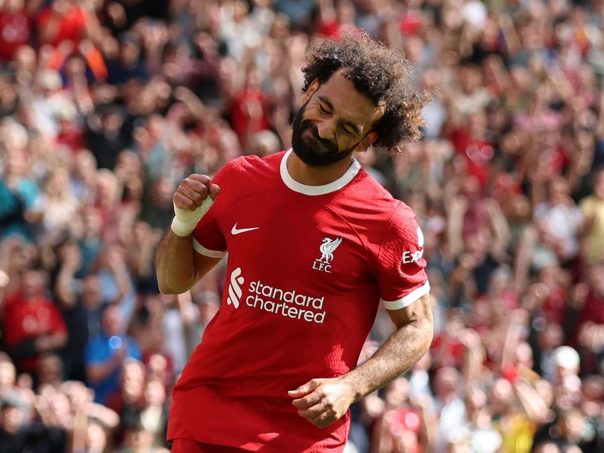 Salah chega a 200 gols pela Premier League em vitória do Liverpool