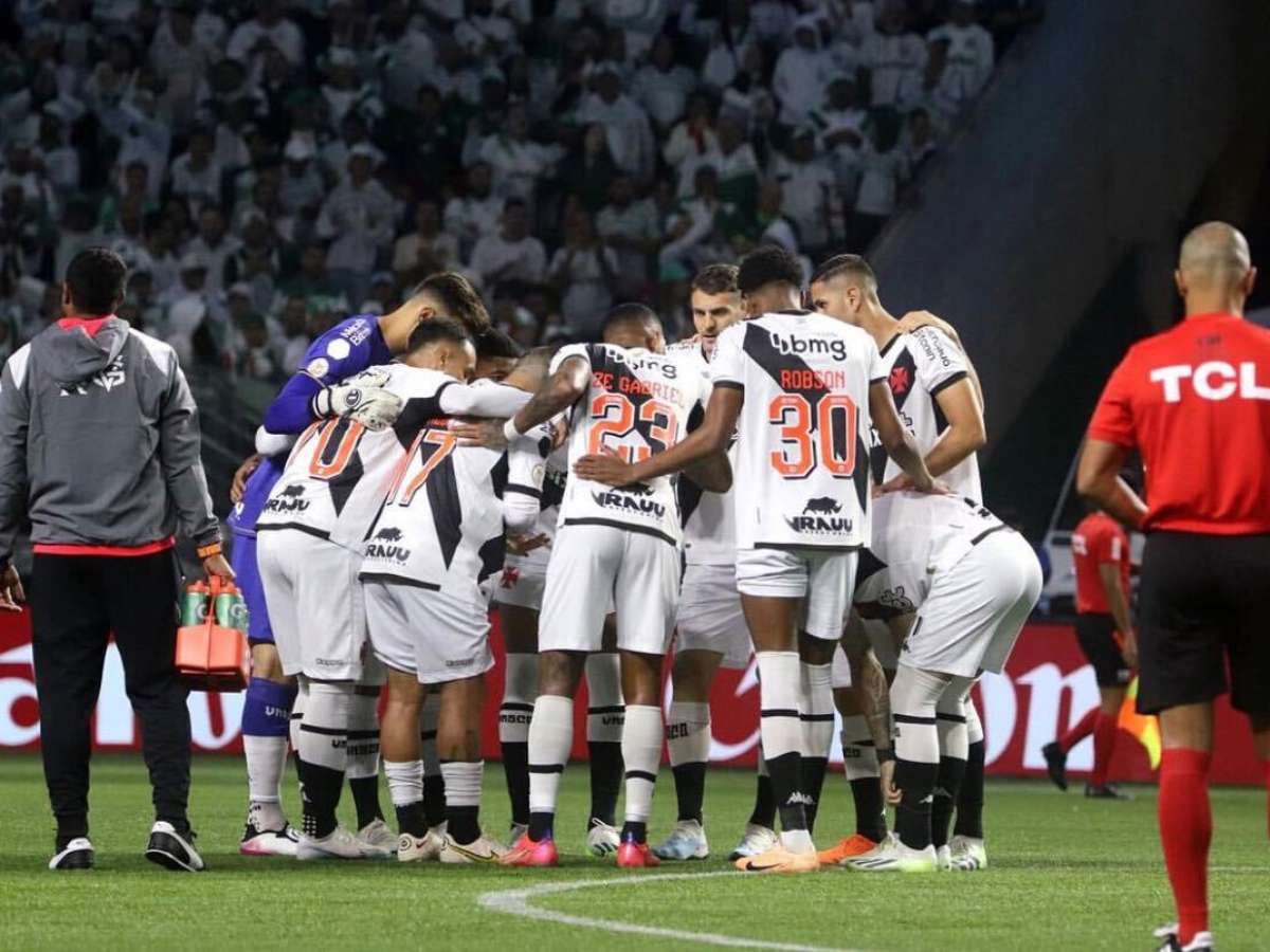 VAR: Vasco protesta contra gol anulado diante do Palmeiras; entenda o lance  - Placar - O futebol sem barreiras para você